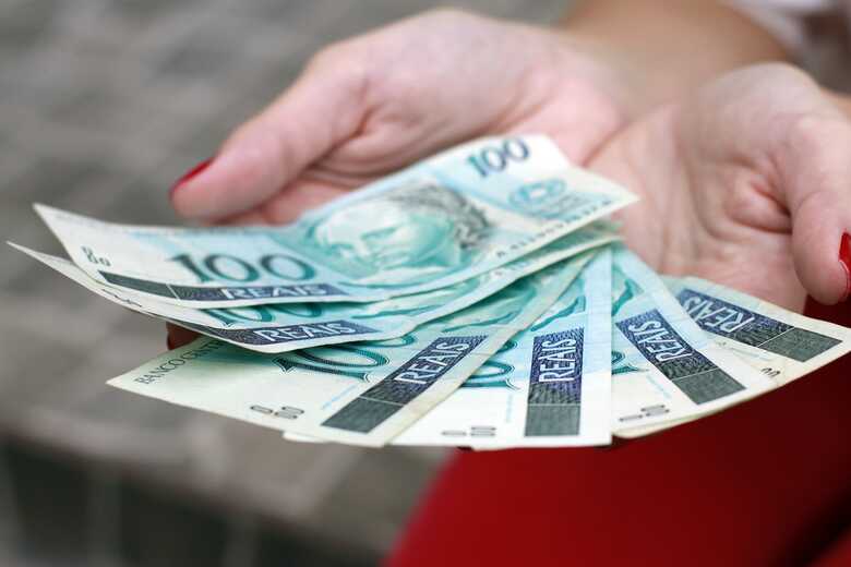 Calendário vai liberando saques até dia 5 de maio, com base na data de nascimento