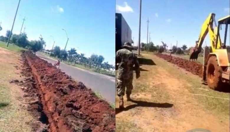 A medida está sendo realizada onde não há pneus e arames farpados bloqueando a passagem