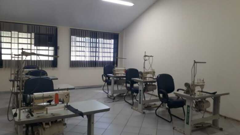 As costureiras serão contratadas pelo Programa de Inclusão Profissional (Proinc) e deverão se encaixar em perfil específico