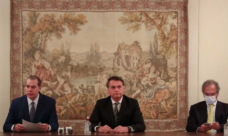 An&uacute;ncio foi feito logos ap&oacute;s reuni&atilde;o do presidente, ministros e empres&aacute;rios com o presidente do STF, Dias Toffoli