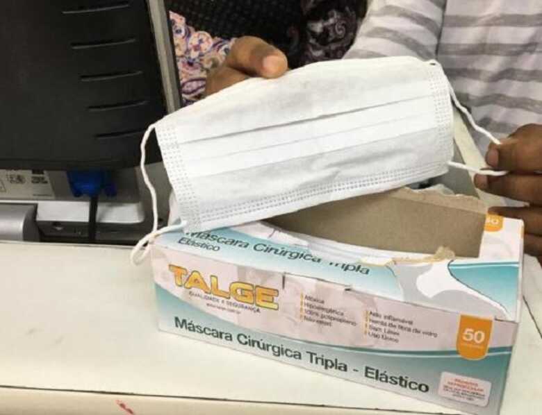 Um novo processo foi aberto para assegurar o fornecimento das máscaras aos profissionais da saúde