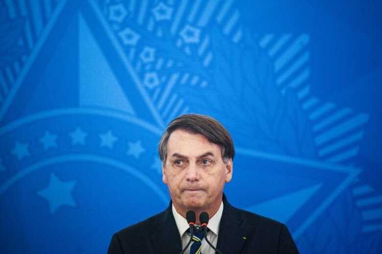 Os gastos com cart&atilde;o corporativo da Presid&ecirc;ncia da Rep&uacute;blica s&atilde;o usados para bancar despesas sigilosas de Jair Bolsonaro,  e da fam&iacute;lia
