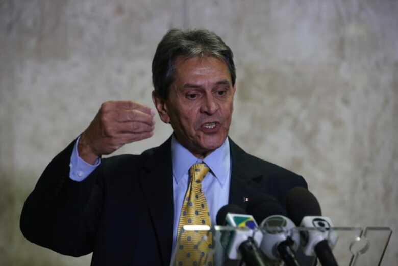 “Nós estamos treinando os grupos paramilitares”, afirmou o ex-parlamentar