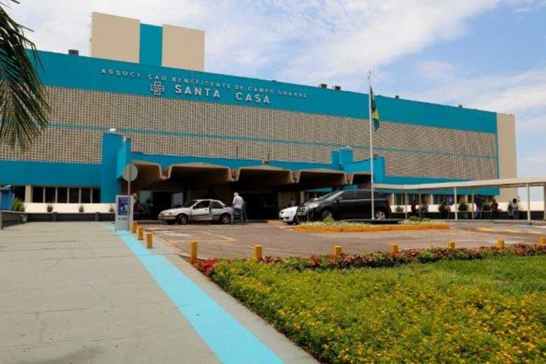 Celeide permaneceu muito inst&aacute;vel por causa das les&otilde;es causadas pelas queimaduras