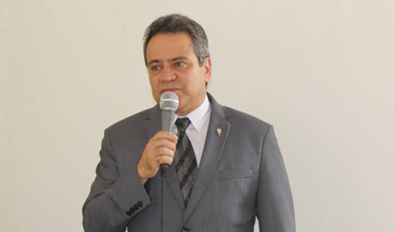 O coronel Antônio Elcio Franco Filho