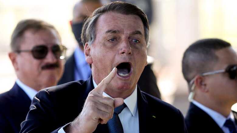 A mulher afirmou ser eleitora do presidente, mas disse que se sente traída
