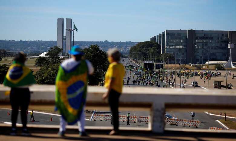 Foro tirada durante as manifesta&ccedil;&otilde;es deste domingo