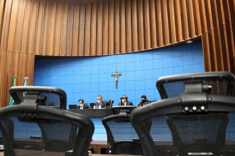 Os Projetos de Decreto Legislativo foram apresentados pela Mesa Diretora da Assembleia Legislativa