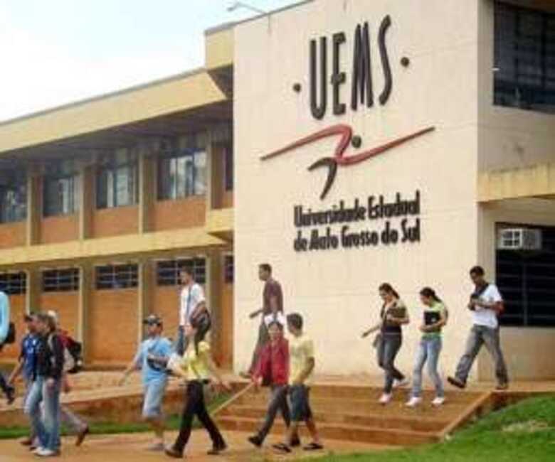 A Universidade Estadual de Mato Grosso do Sul em Campo Grande volta com aulas remotas para os alunos de turismo