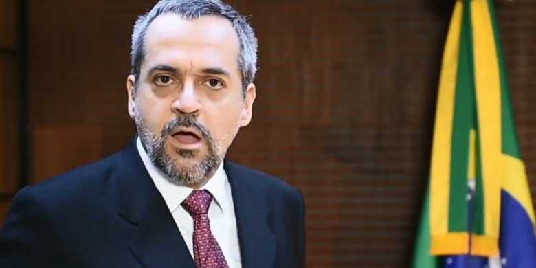 Para revogar, o governo editou uma nova medida provisória assinada pelo presidente Jair Bolsonaro