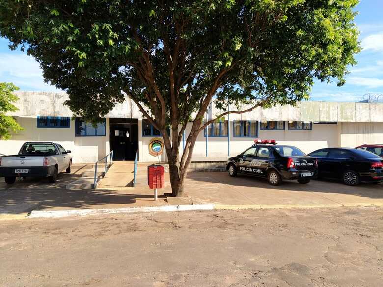 O caso foi registrado como roubo na Delegacia de Itaquira&iacute;