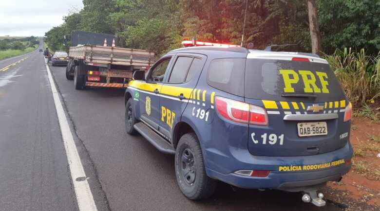A droga estava escondida na carroceria do caminhão