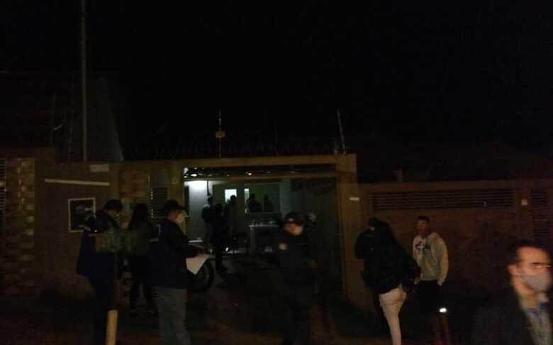 Flagrante aconteceu por volta das 23h