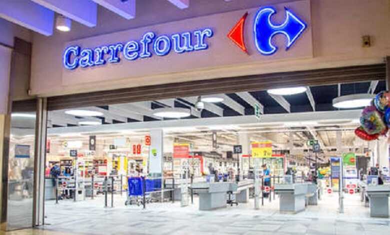 O hipermercado está localizado na Avenida Afonso Pena