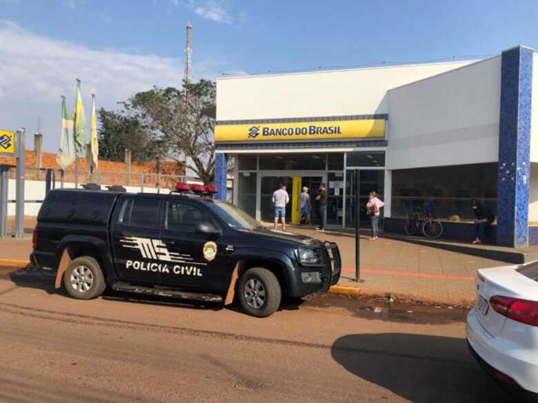 A Pol&iacute;cia Civil esteve no local e o Banco do Brasil ficou fechado ao longo do dia
