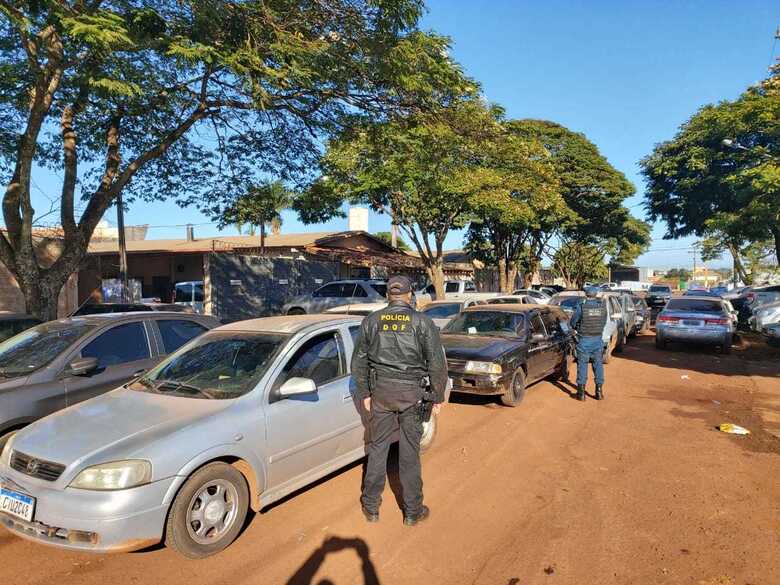 Segundo o DOF, 16 homens e tr&ecirc;s mulheres foram detidos