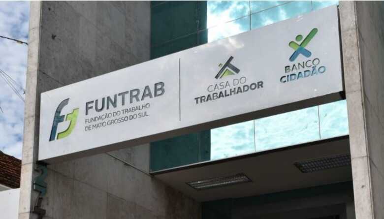 Entrada da Fundação do Trabalho (Funtrab)