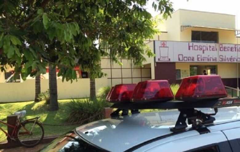 Ele foi socorrido para o hospital Hospital Elm&iacute;ria Silv&eacute;rio Barbosa