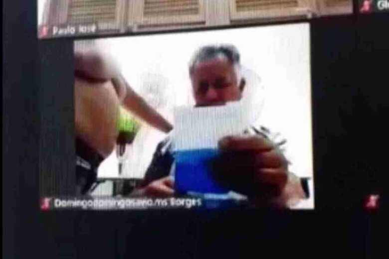 A identidade da mulher que surge no v&iacute;deo n&atilde;o foi revelada