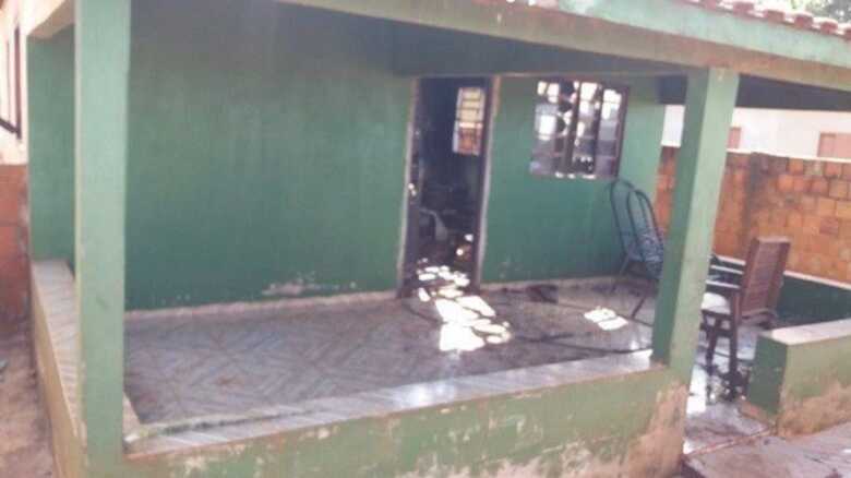 Residência onde aconteceu o incêndio