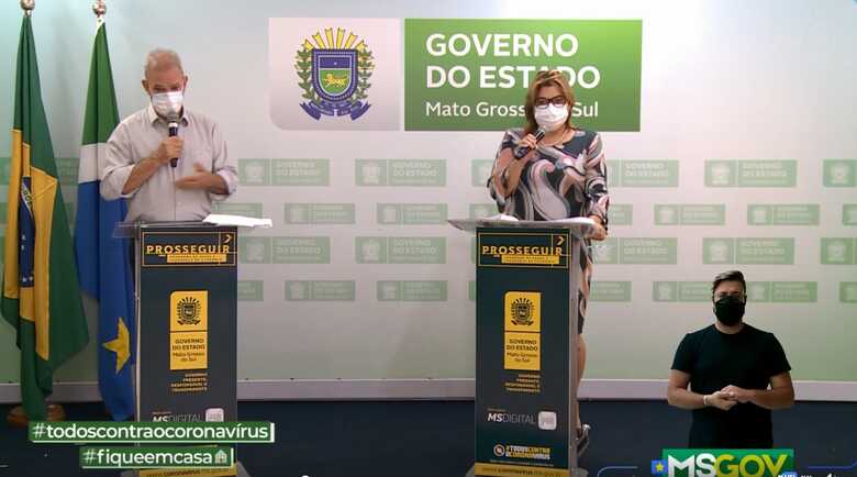 Secret&aacute;rio Geral Rezende e secret&aacute;ria-adjunta de Sa&uacute;de, Christine Maymone