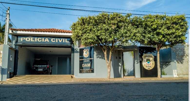 A equipe da Polícia Civil da Delegacia de Atendimento à Mulher de Paranaíba efetuou a prisão do autor