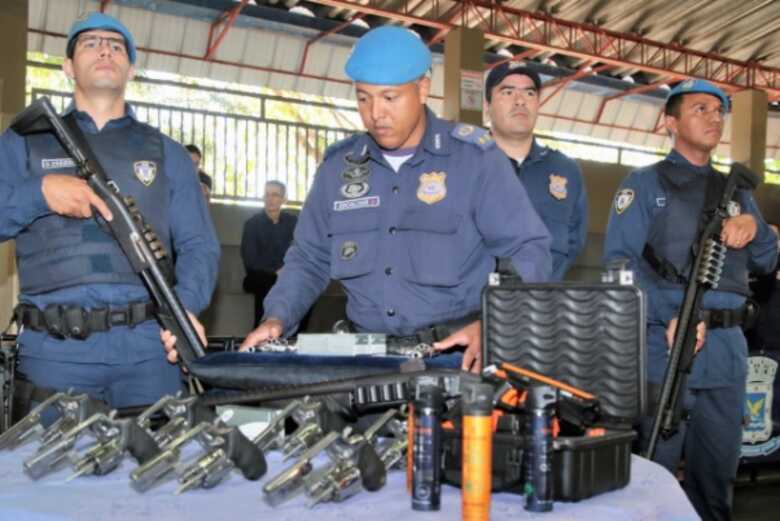 Prefeitura convoca guardas metropolitanos para capacitação de uso de espingarda calibre 12
