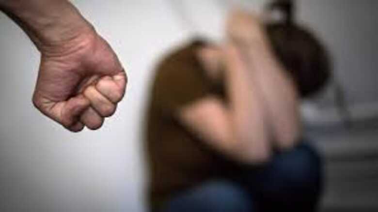 Polícia Militar prendeu um jovem de 24 anos por agredir a namorada adolescente