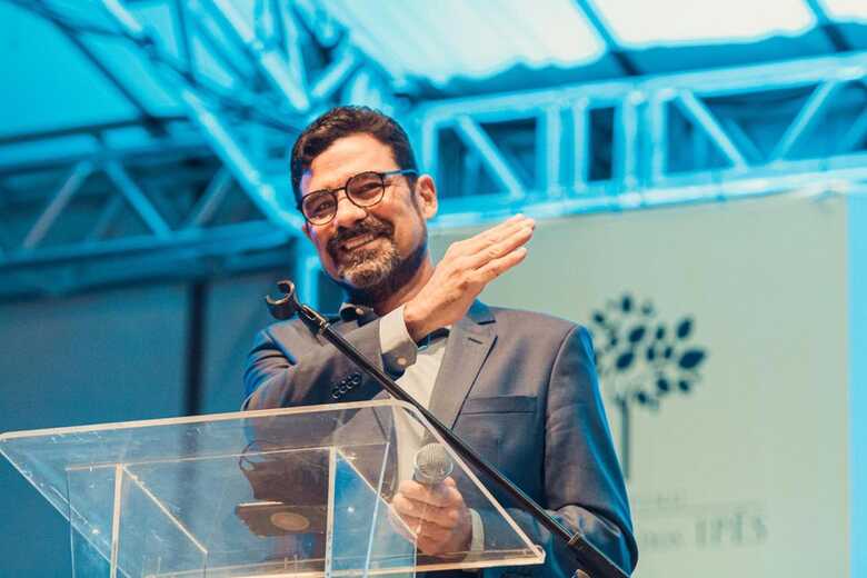 Candidato apresentar&aacute; suas propostas em entrevista ao vivo