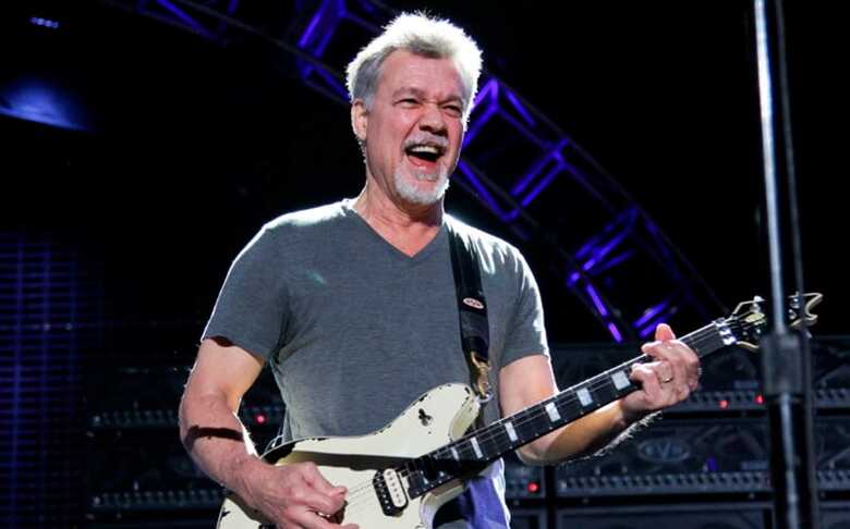 Guitarrista morreu após uma longa batalha contra o câncer