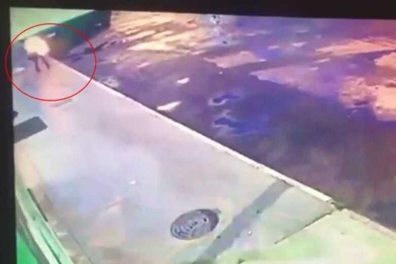 Morador de rua é incendiado e autor do crime não é identificado