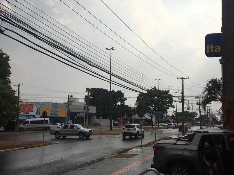 As pancadas de chuva se formaram devido &agrave; movimenta&ccedil;&atilde;o da massa de umidade que pode estar se aproximando do estado
