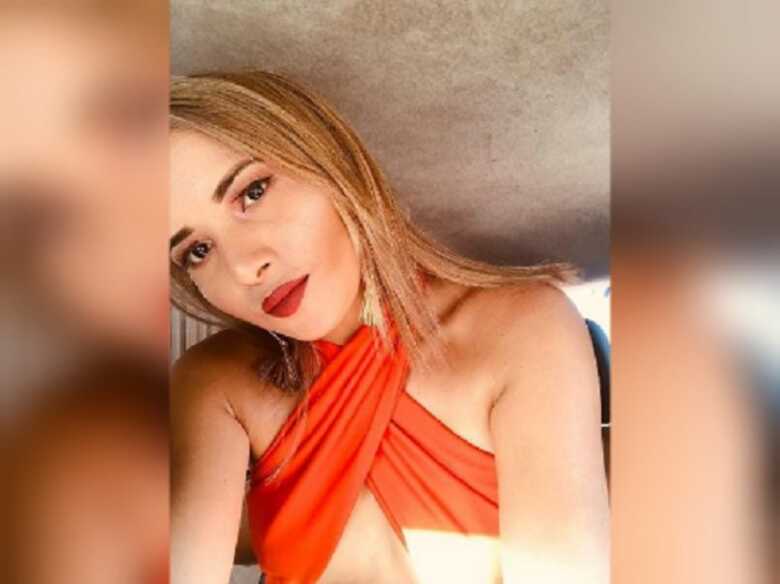Elane de Oliveira Rodrigues