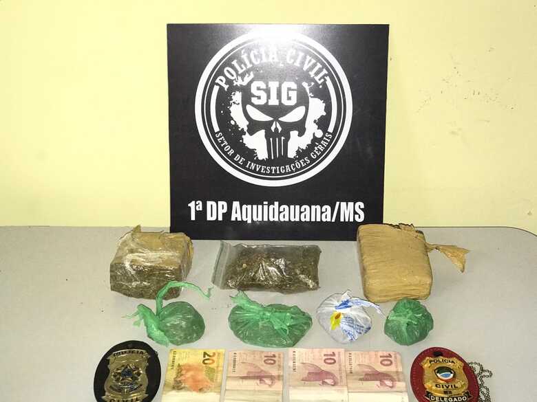 O suspeito foi indiciado pelo crime de tráfico de drogas e permanece preso à disposição da Justiça.