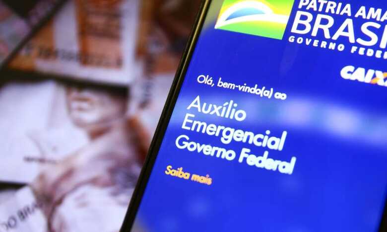 At&eacute; o dia 11 de janeiro o cr&eacute;dito poder&aacute; ser movimentado exclusivamente pelo Caixa Tem