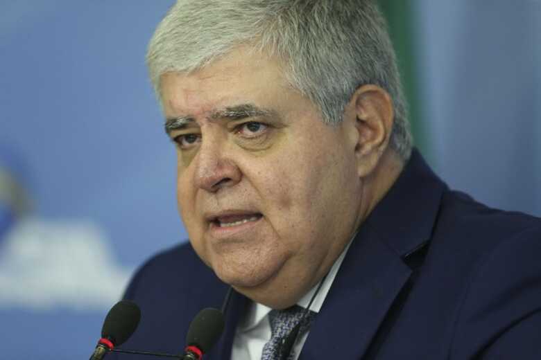 Marun v&ecirc; &ldquo;centro e experi&ecirc;ncia&rdquo; vitoriosos ontem