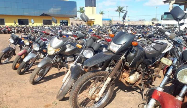 O leilão de circulação inicia nesta terça-feira (1) com 250 motocicletas e 21 automóveis disponíveis