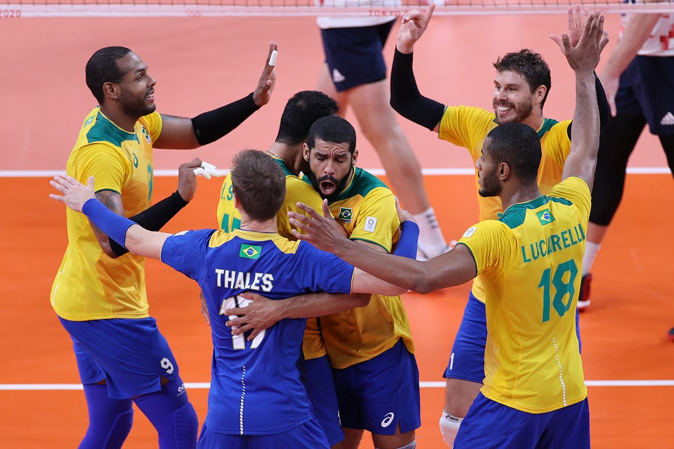 Olimpíada de Tóquio 2021: como Leal se tornou 1º 'estrangeiro' da seleção  brasileira de vôlei - BBC News Brasil