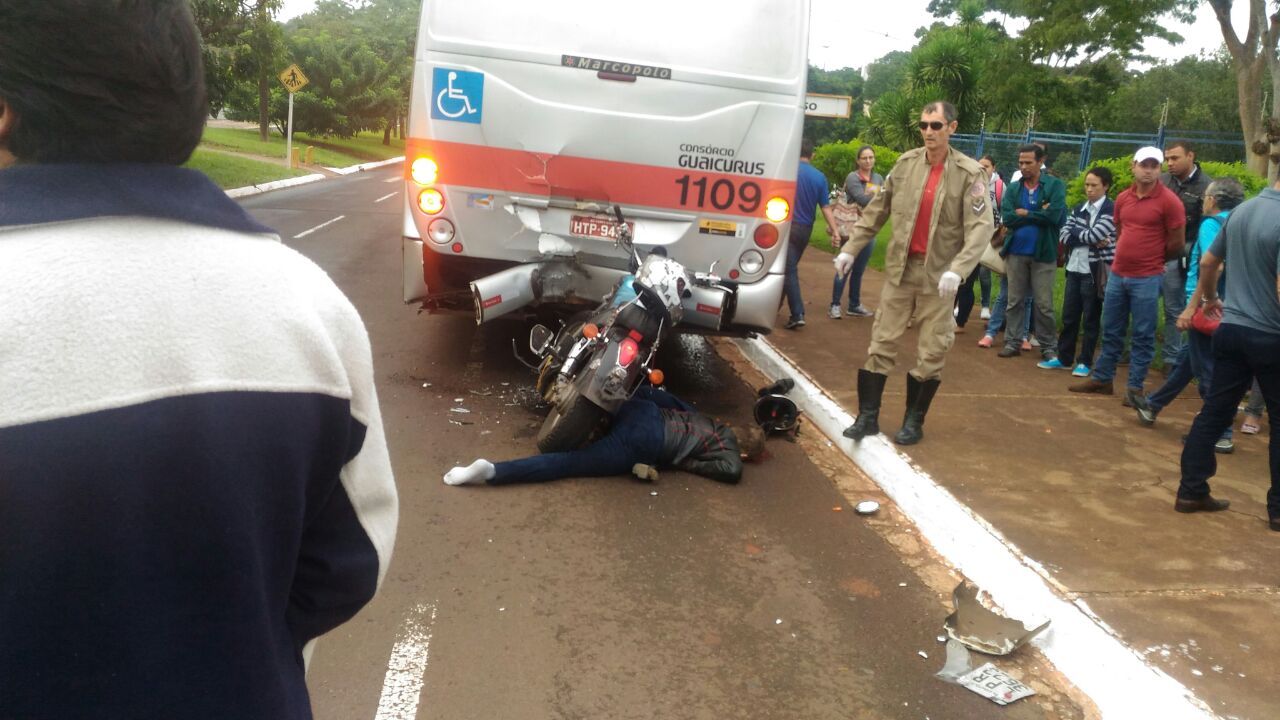 Imagens Fortes Dois Motociclistas Morrem Em Menos De Horas Na